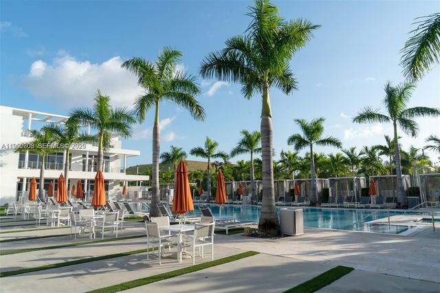 6416 NW 102nd Ct 118, Doral, FL 33178