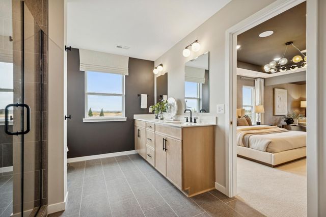 1831 Tamarack Road, Shakopee, MN 55379