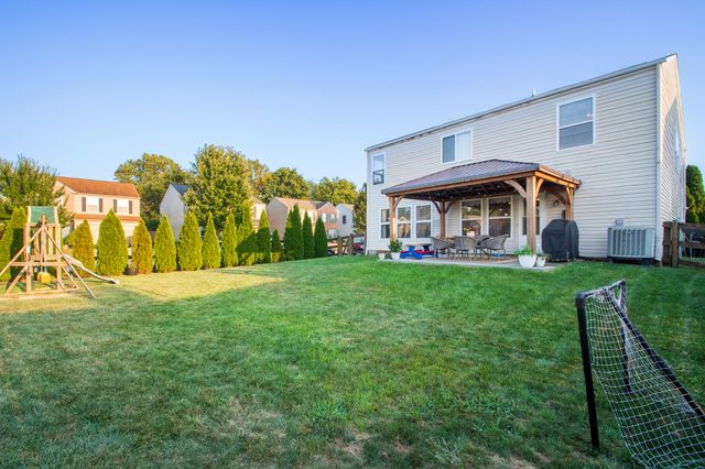 2300 Sunflower Court, Hebron, KY 41048