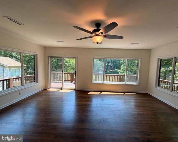 1214 EASTOVER PKWY, Locust Grove, VA 22508