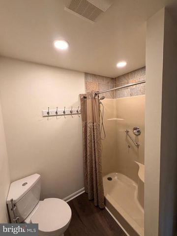 1214 EASTOVER PKWY, Locust Grove, VA 22508
