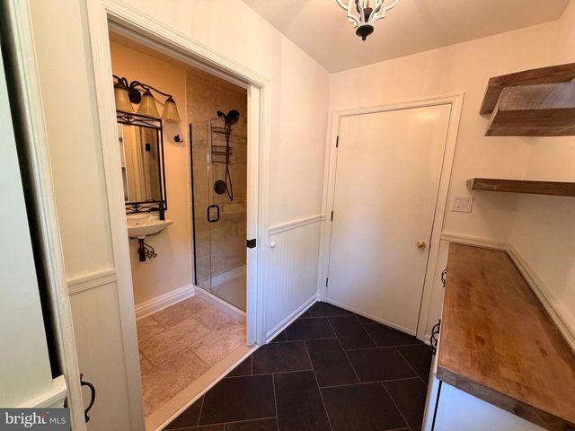 1214 EASTOVER PKWY, Locust Grove, VA 22508