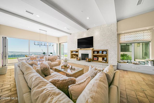 1451 E La Loma Avenue, Somis, CA 93066