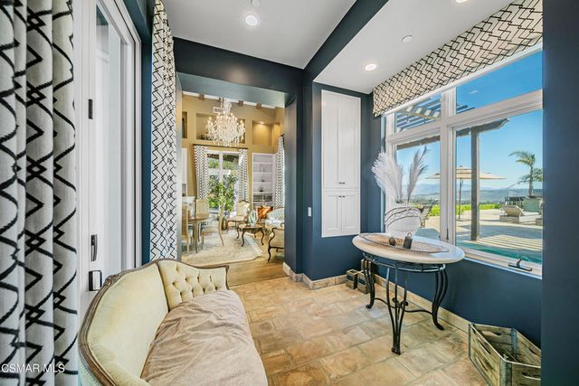 1451 E La Loma Avenue, Somis, CA 93066