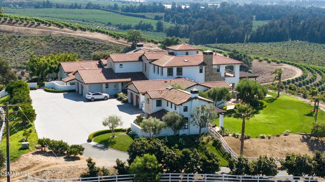 1451 E La Loma Avenue, Somis, CA 93066