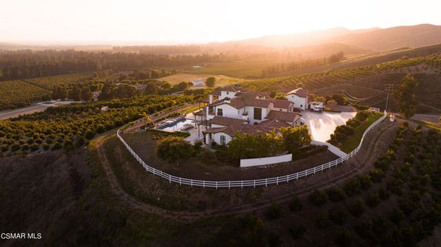 1451 E La Loma Avenue, Somis, CA 93066