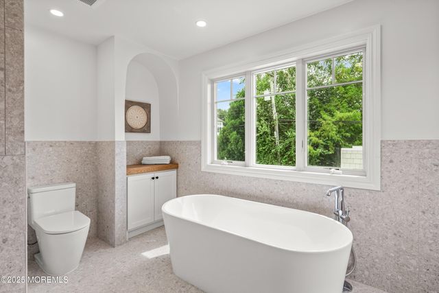 510 Beacon Boulevard, Sea Girt, NJ 08750