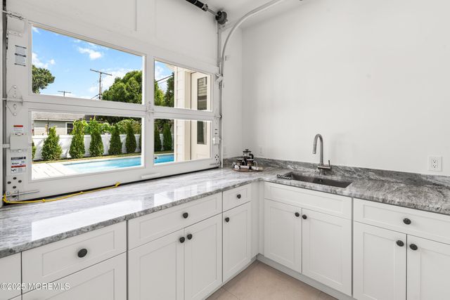 510 Beacon Boulevard, Sea Girt, NJ 08750