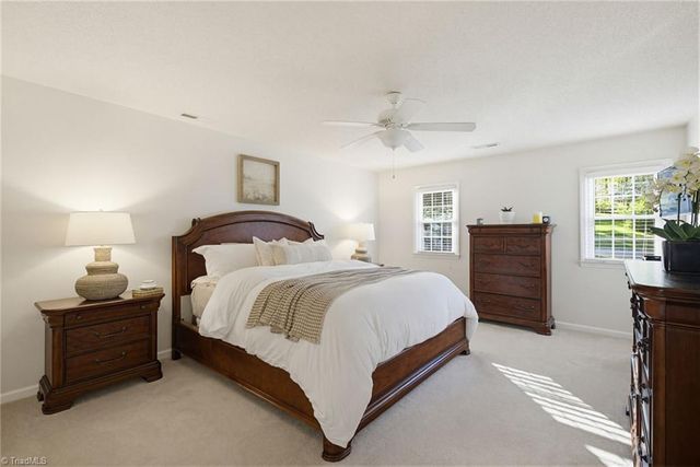 4604 Valleymeade Court, Kernersville, NC 27284