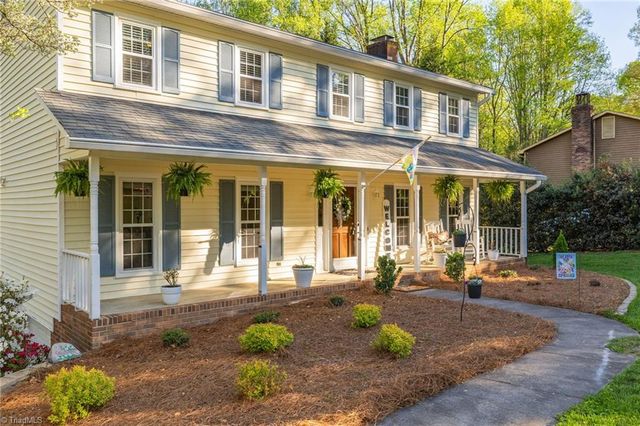 4604 Valleymeade Court, Kernersville, NC 27284