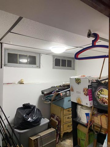 8621 59th Avenue, Elmhurst, NY 11373