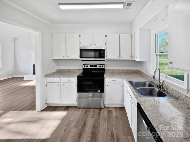 4700 Misty Hill Lane, Gastonia, NC 28056