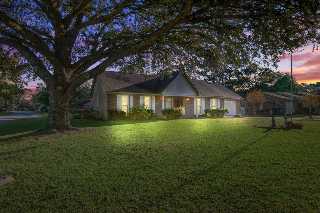 501 Beauregard Road, Summerville, SC 29486