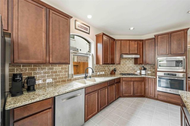 14534 Mountain Cliff Lane, Houston, TX 77044