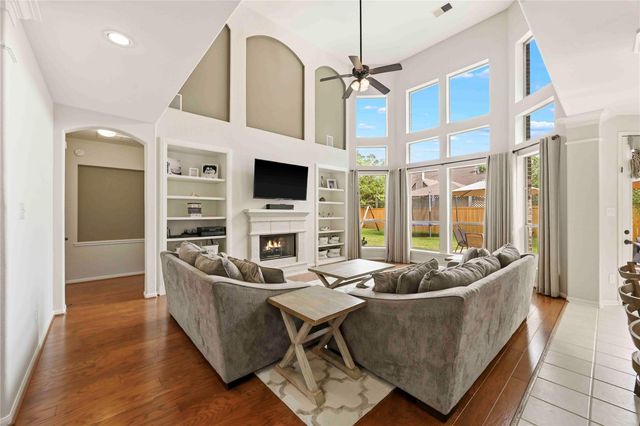 14534 Mountain Cliff Lane, Houston, TX 77044