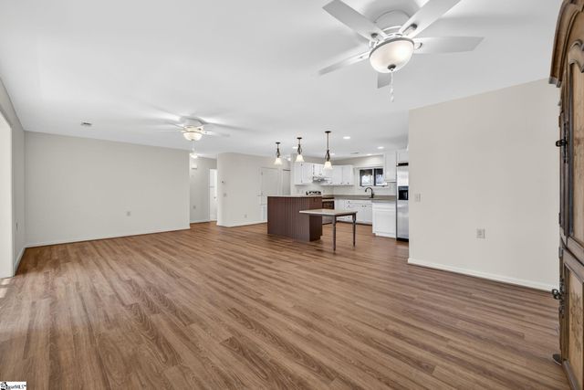 200 Creek Forest Drive, Greenville, SC 29615