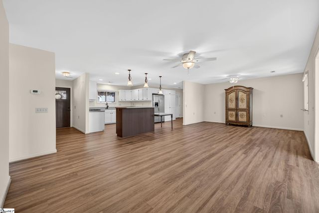 200 Creek Forest Drive, Greenville, SC 29615