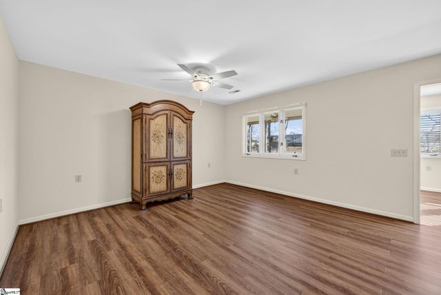 200 Creek Forest Drive, Greenville, SC 29615