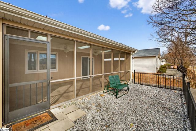 200 Creek Forest Drive, Greenville, SC 29615