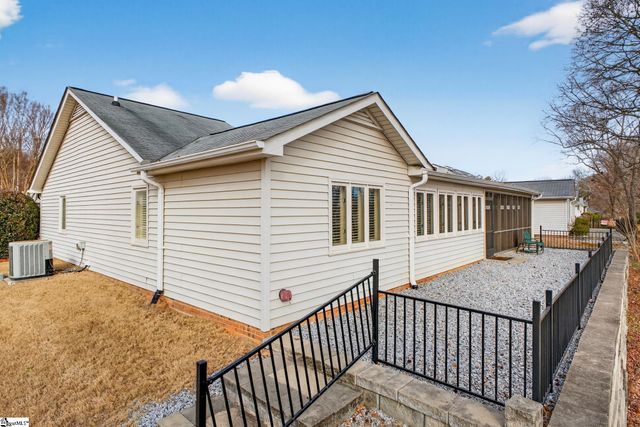 200 Creek Forest Drive, Greenville, SC 29615