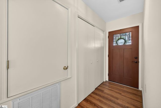 200 Creek Forest Drive, Greenville, SC 29615