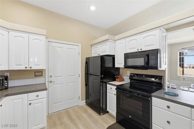 4241 Mule Deer Street, Pahrump, NV 89060