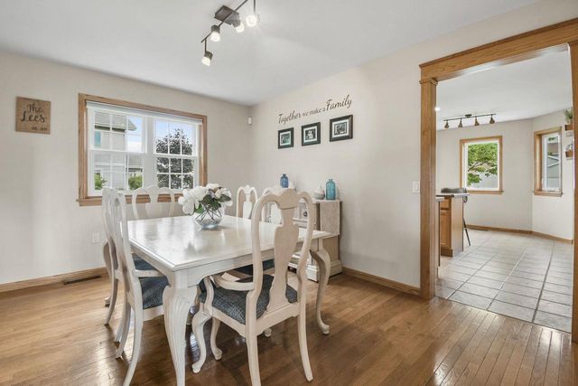 805 Violet Lane, Oregon, WI 53575