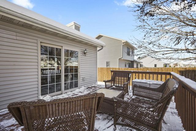 805 Violet Lane, Oregon, WI 53575