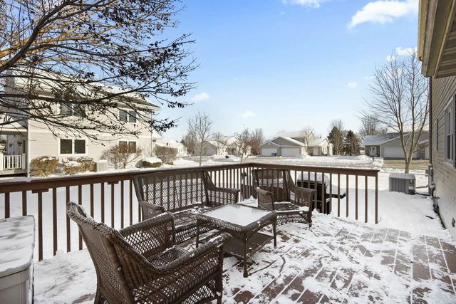 805 Violet Lane, Oregon, WI 53575