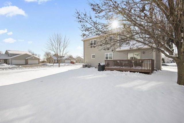 805 Violet Lane, Oregon, WI 53575