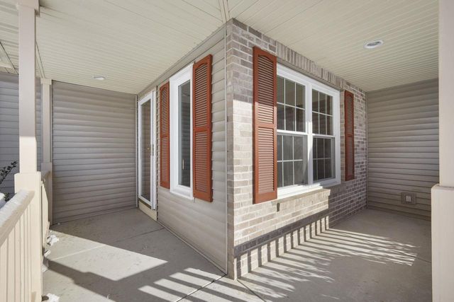 805 Violet Lane, Oregon, WI 53575