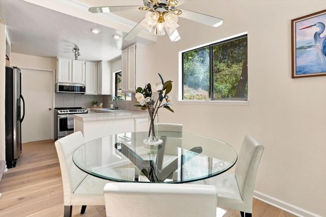 1060 Redwood Drive, Aptos, CA 95003