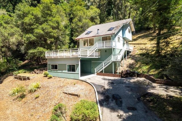 1060 Redwood Drive, Aptos, CA 95003