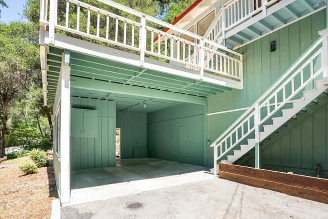 1060 Redwood Drive, Aptos, CA 95003