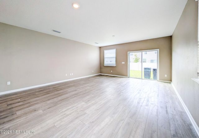 9868 FIDDLEBACK Lane, Jacksonville, FL 32222