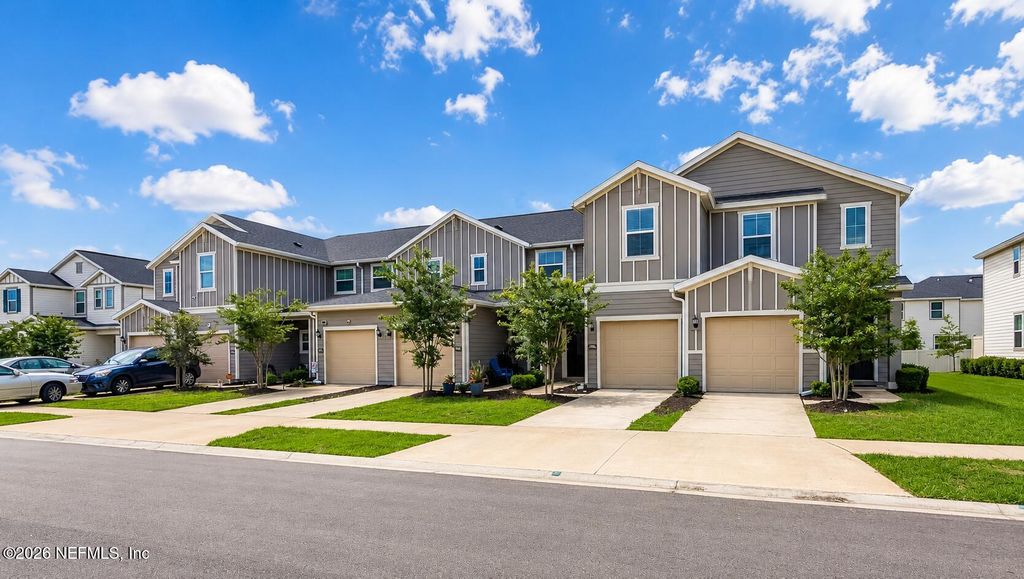9868 FIDDLEBACK Lane, Jacksonville, FL 32222
