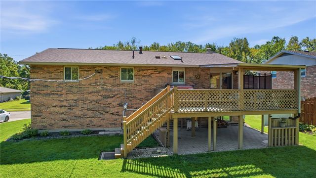 421 Greenport Drive, West Carrollton, OH 45449