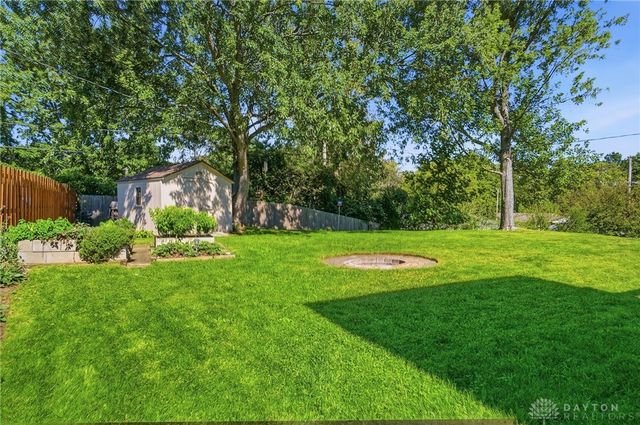 421 Greenport Drive, West Carrollton, OH 45449