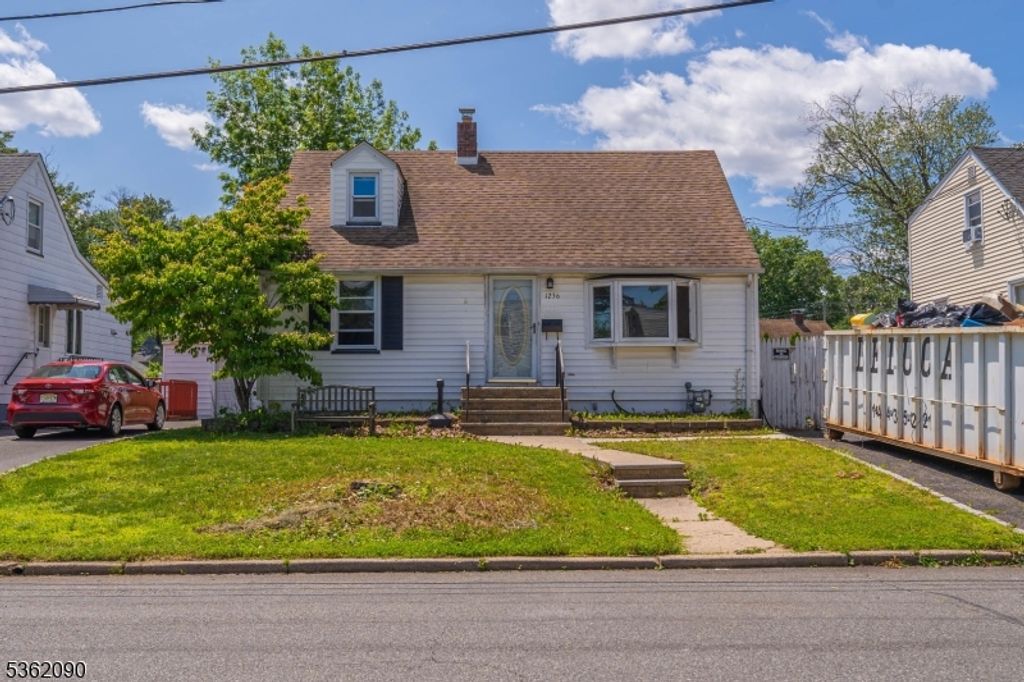 1236 Mayfair Dr, Rahway City, NJ 07065