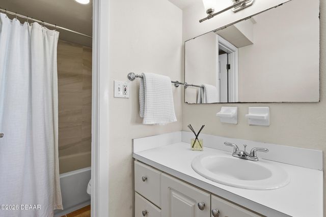 4849 Saxon Dr Apt C102, New Smyrna Beach, FL 32169