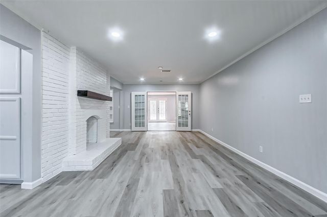 5122 W Bellfort Avenue, Houston, TX 77035