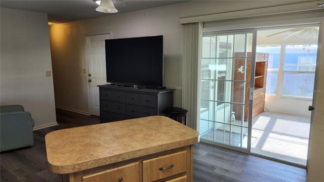 1503 23RD AVENUE W, Bradenton, FL 34205