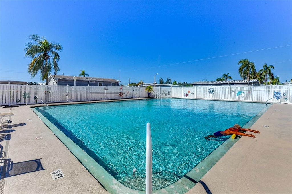 Image 16 of property listing at 1503 23RD AVENUE W, Bradenton, FL 34205