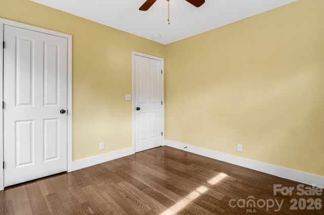 309 London Road, Asheville, NC 28803