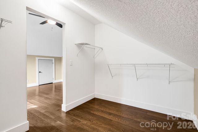 309 London Road, Asheville, NC 28803