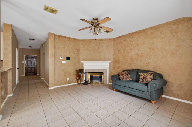 4922 Lawson Lake Lane, Richmond, TX 77407