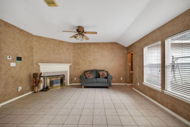 4922 Lawson Lake Lane, Richmond, TX 77407