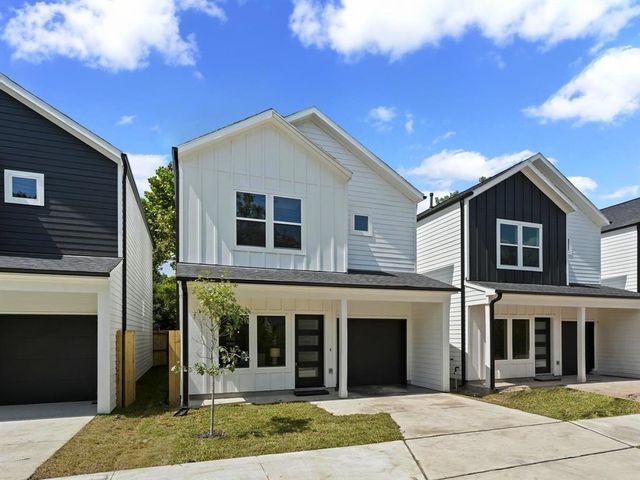 1448 Dewalt Street, Houston, TX 77088