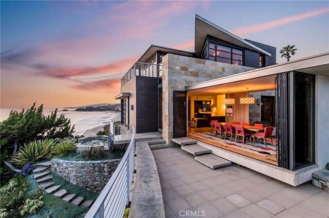 15 Camel Point Drive, Laguna Beach, CA 92651