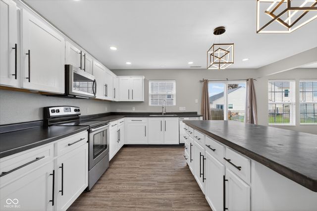 9678 W Stargazer Drive, Pendleton, IN 46064